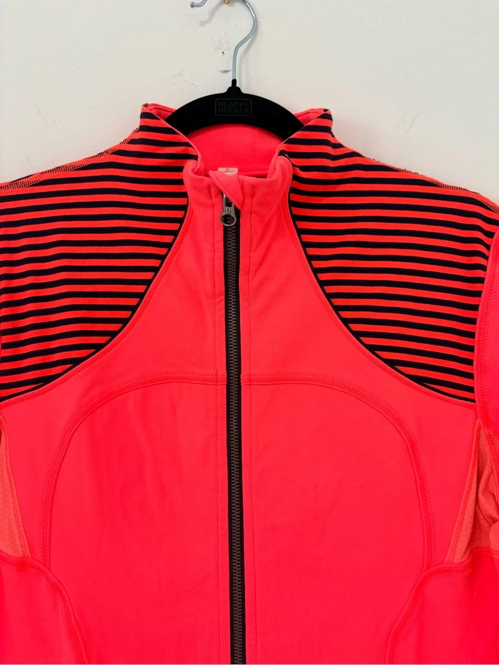 Lululemon Forme Jacket Sz 10 Light Flare Inkwell EUC - Picture 2 of 13